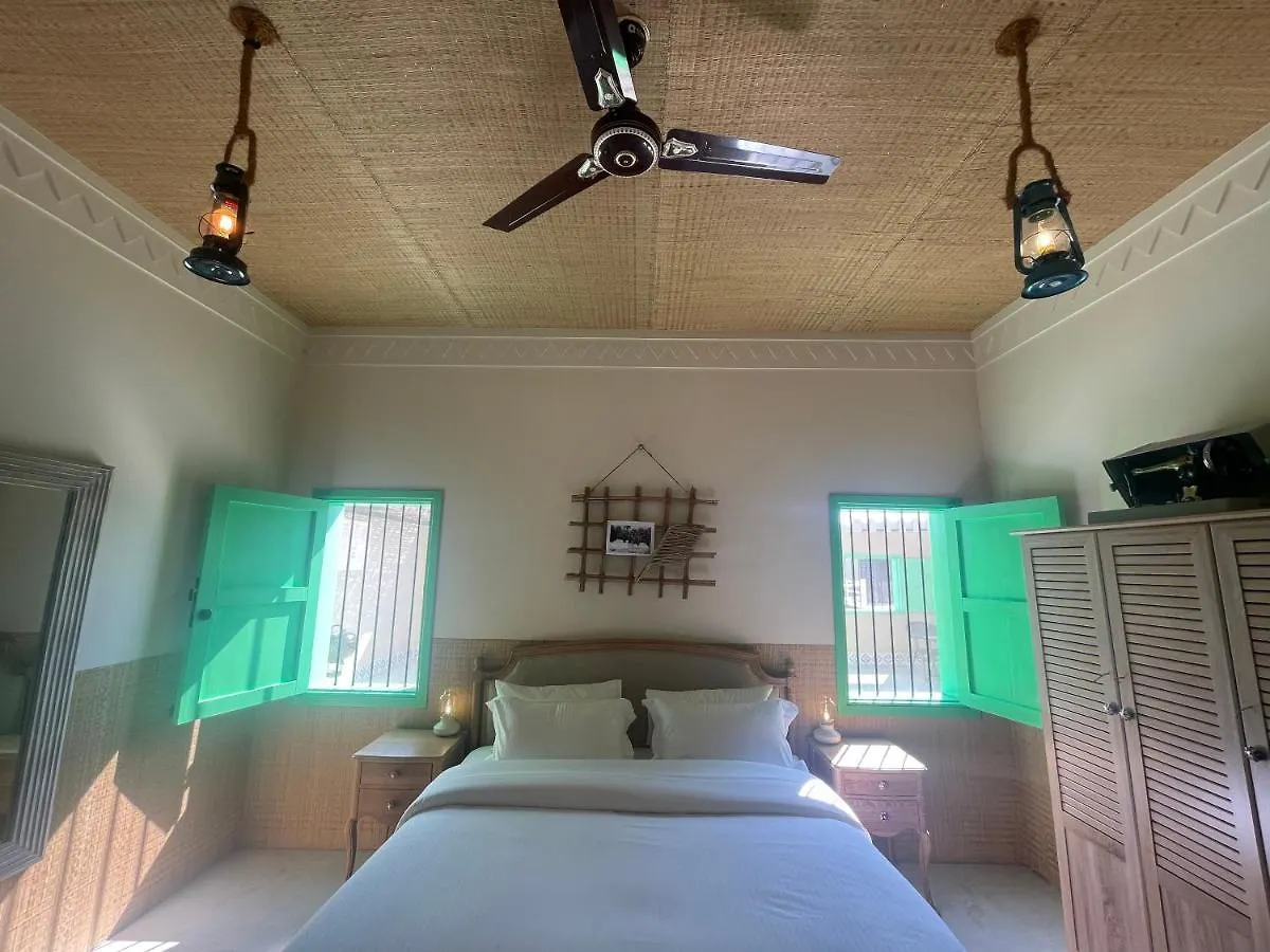 Al Bait Resort With Private Swimming Pools -Hrs Stables Al Hamraniyah 0*,