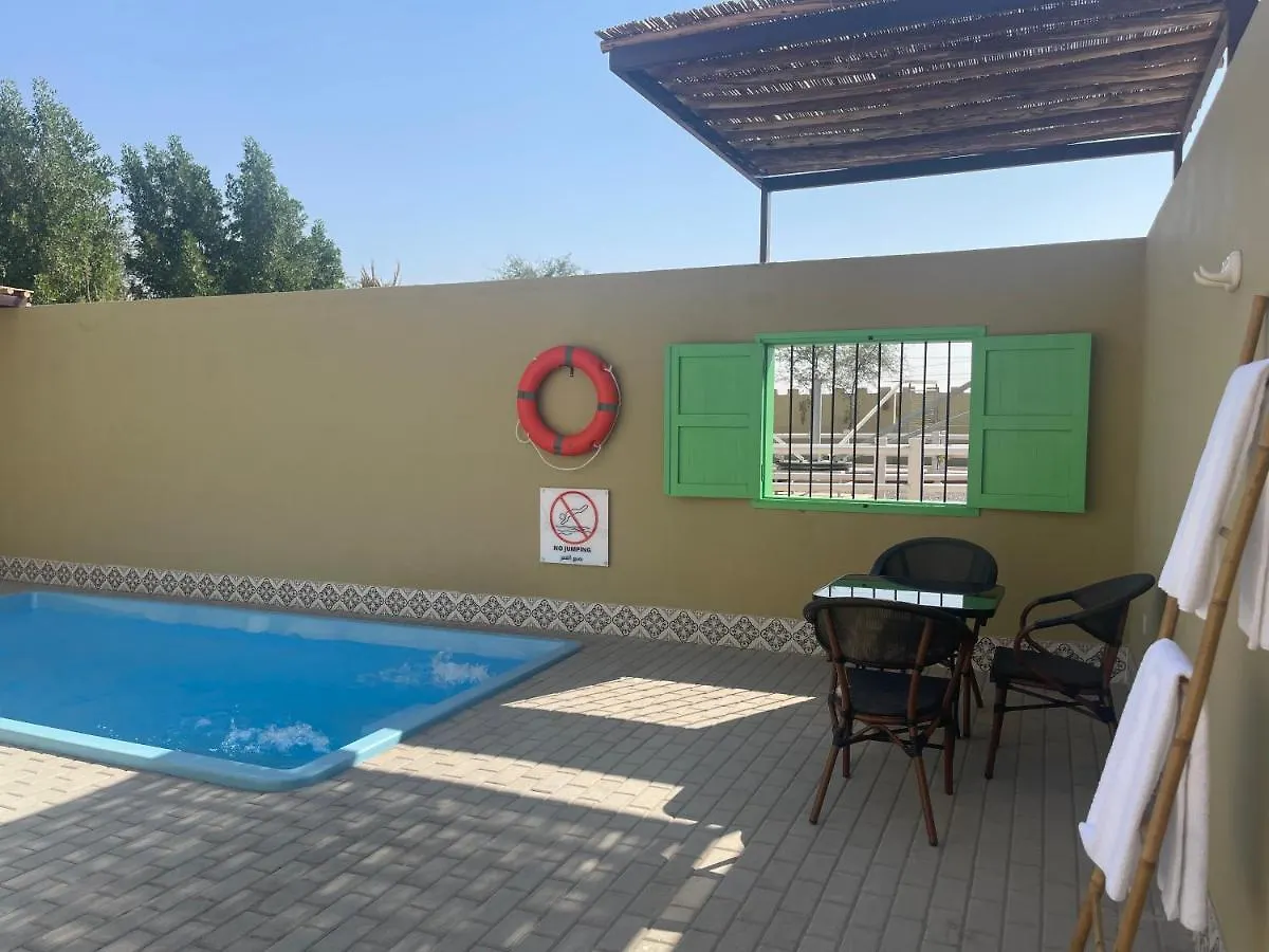 Al Bait Resort With Private Swimming Pools -Hrs Stables Al Hamraniyah Farm stay