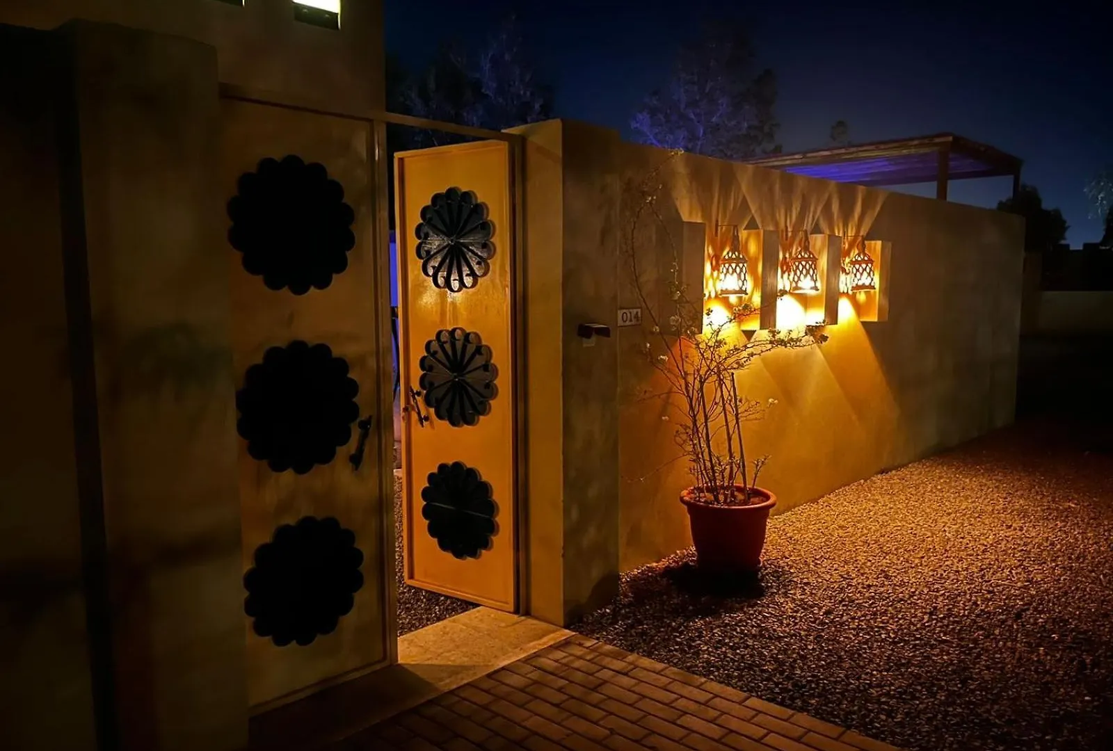 Al Bait Resort With Private Swimming Pools -Hrs Stables Al Hamraniyah Farm stay
